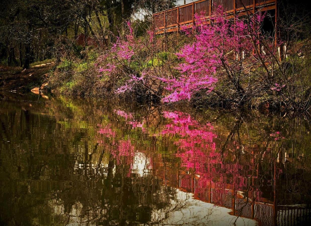 The Monastery At Forest Lake 오클라호마시티 외부 사진